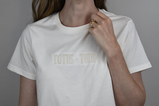 "Totus Tuus" - Women's T-Shirt